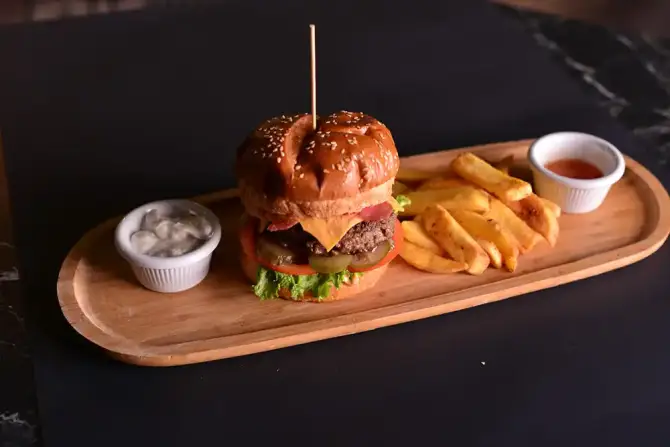 Boudja Gastro Pub - İzmir Mekan Rehberi