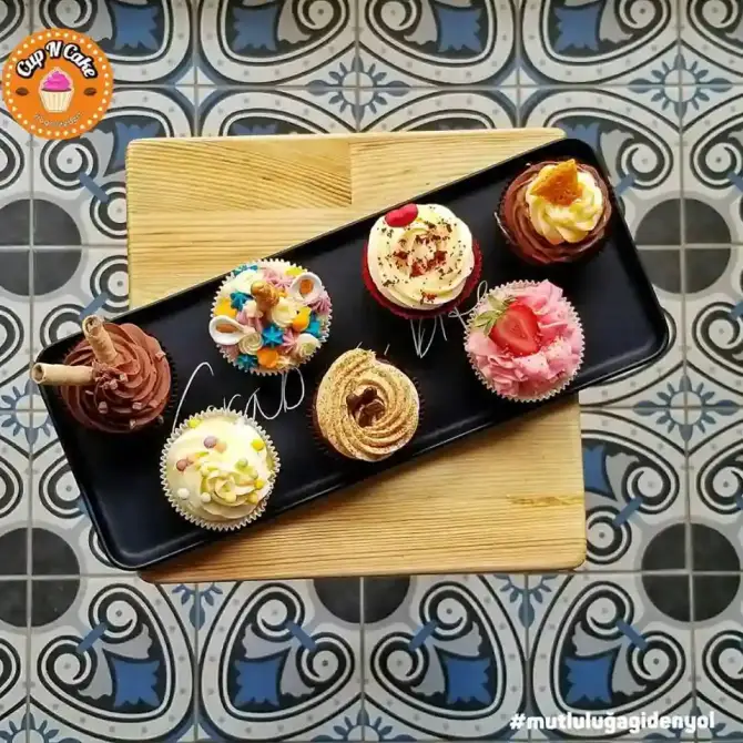 Cup N Cake - İzmir Mekan Rehberi