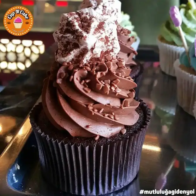 Cup N Cake - İzmir Mekan Rehberi