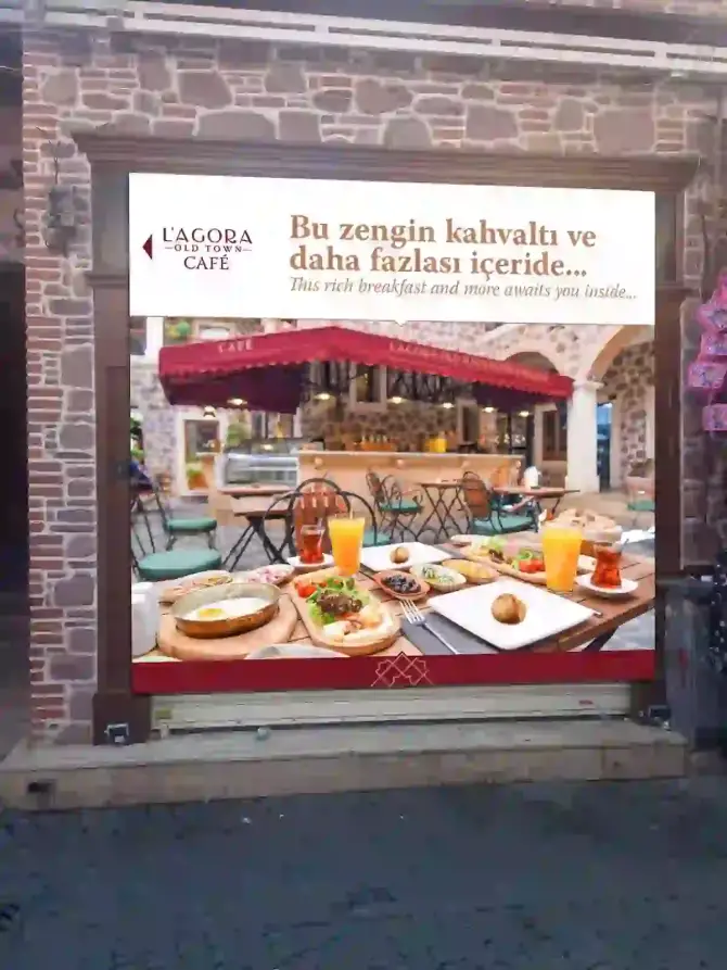 L'agora Old Town Cafe - İzmir Mekan Rehberi