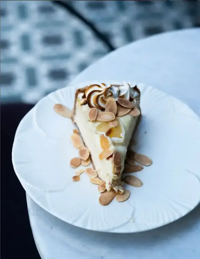 Mint Patisserie Karşıyaka - İzmir Mekan Rehberi