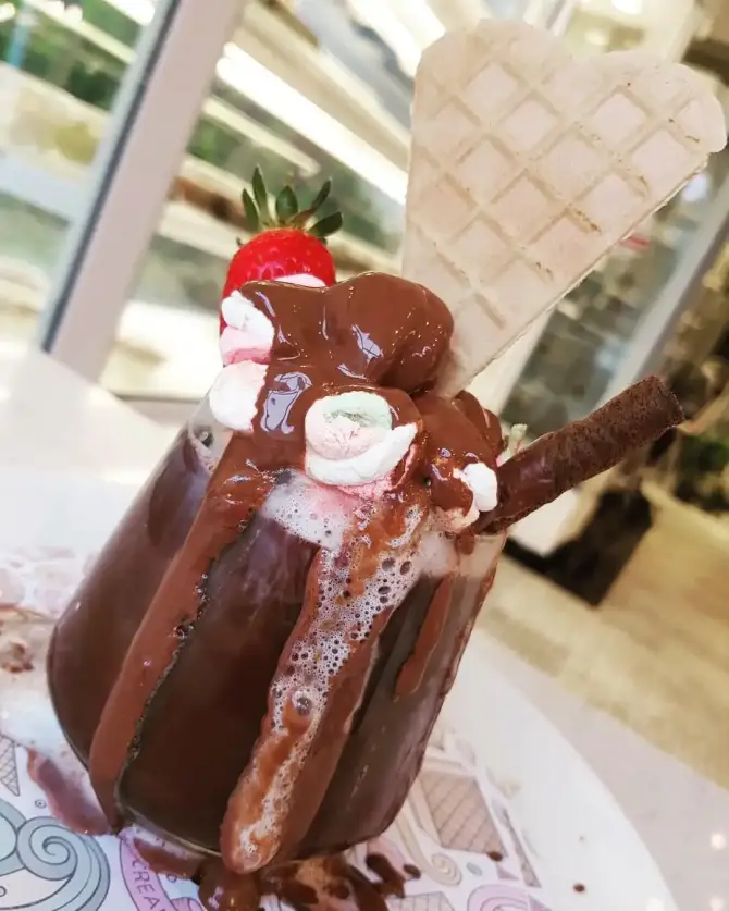 Oyya Gelato - İzmir Mekan Rehberi