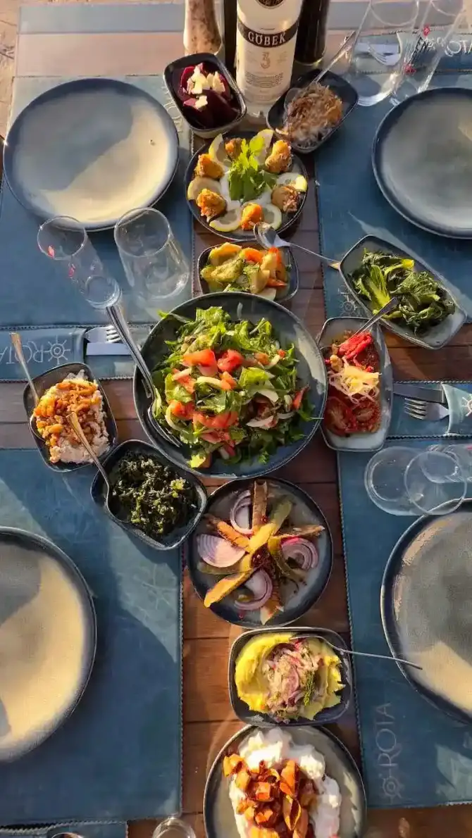 Rota Restaurant Karaburun - İzmir Mekan Rehberi