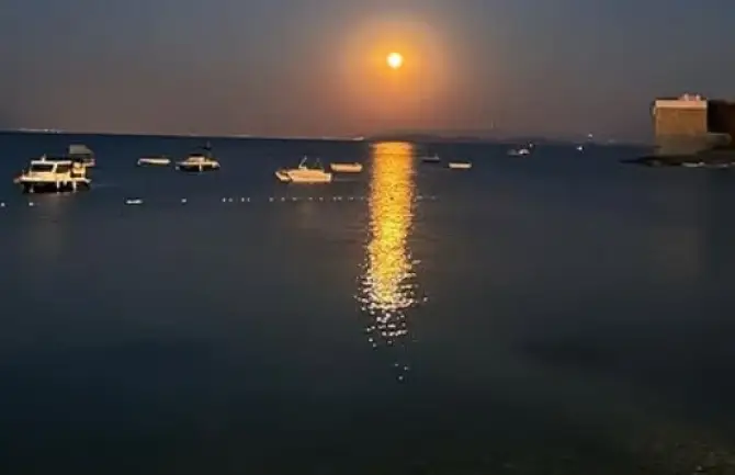 İsmetin Yeri Karaburun - İzmir Mekan Rehberi