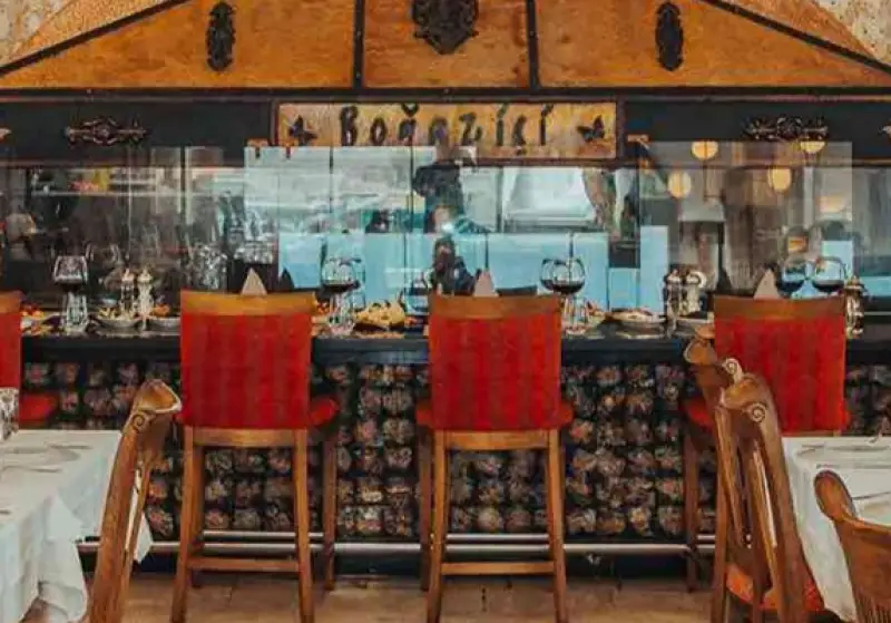 Boğaziçi Restaurant Bostanlı - İzmir Mekan Rehberi