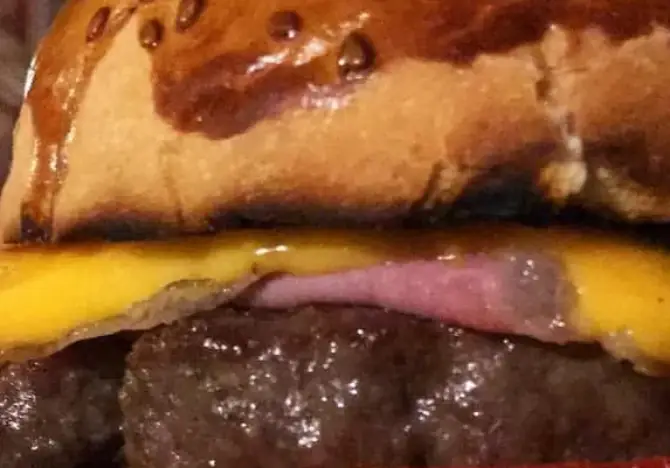 İris Art & Steakhouse Alaçatı - İzmir Mekan Rehberi