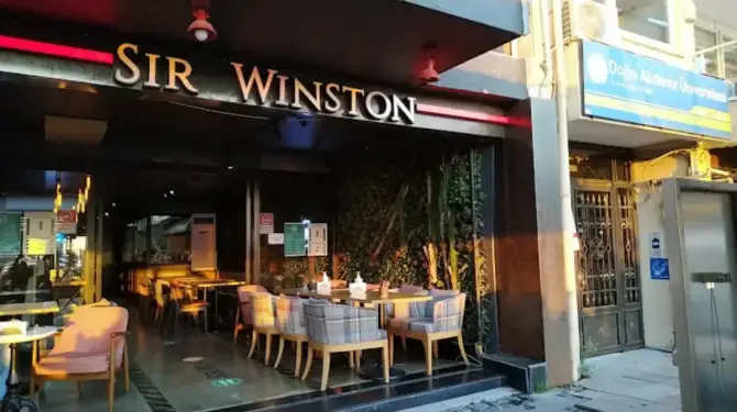 Sir Winston Pub Kordon - İzmir Mekan Rehberi