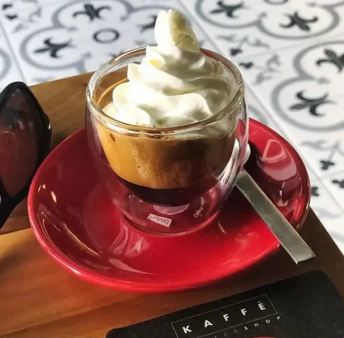  KAFFÉ Coffee Shop Alaçatı - İzmir Mekan Rehberi