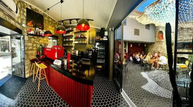  KAFFÉ Coffee Shop Alaçatı - İzmir Mekan Rehberi