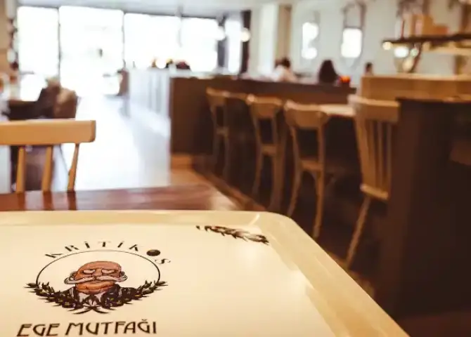 Lokanta Kritikos - İzmir Mekan Rehberi