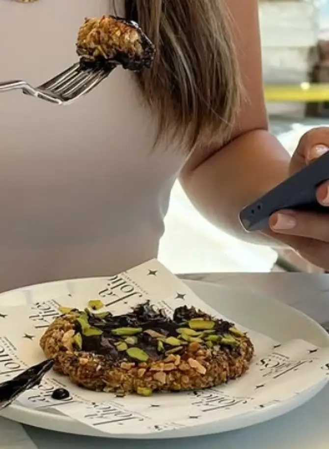 La Joliés Patisserie  - İzmir Mekan Rehberi