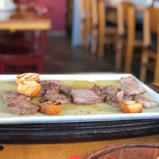 Lezz-Et Steakhouse - İzmir Mekan Rehberi