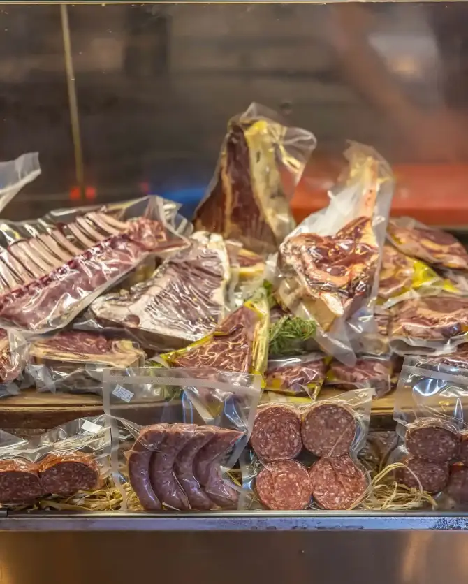 Lezz-Et Steakhouse - İzmir Mekan Rehberi