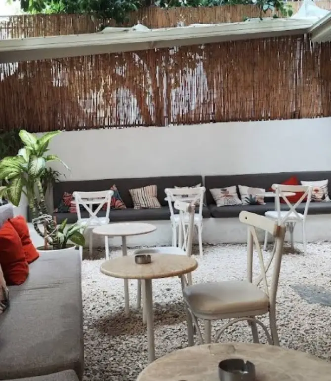 Lume Art & Coffee  - İzmir Mekan Rehberi