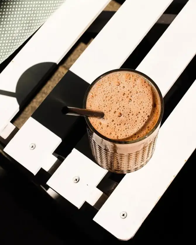 Maia Coffee House - İzmir Mekan Rehberi