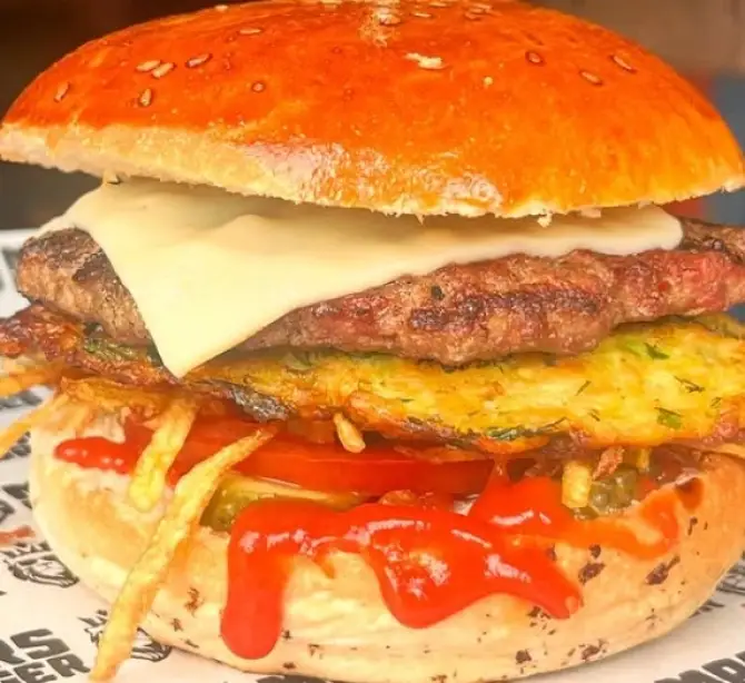 MARS Burger & Makarna  - İzmir Mekan Rehberi