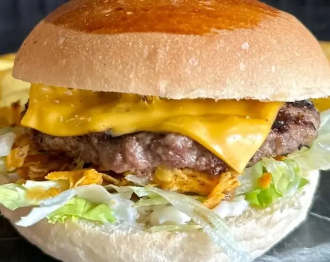 MARS Burger & Makarna  - İzmir Mekan Rehberi