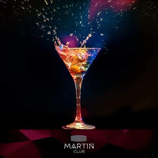 Martin Club Bayraklı - İzmir Mekan Rehberi
