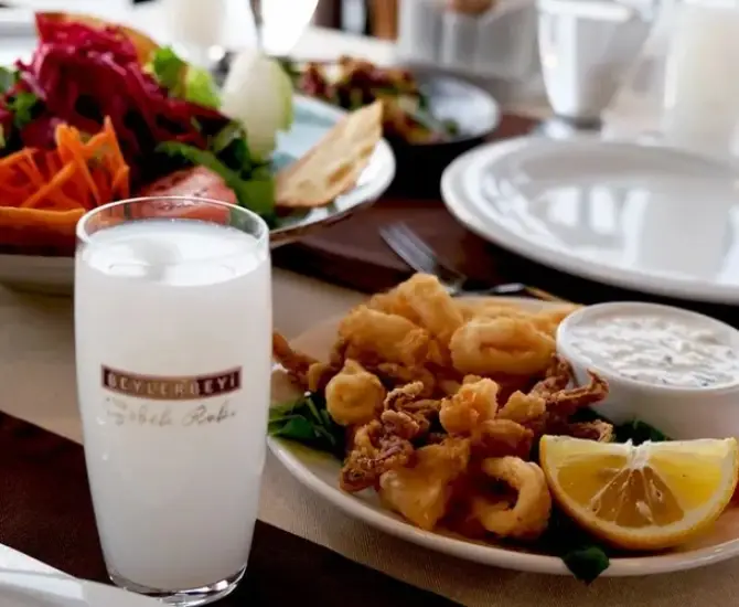 Q-Zen Restaurant - İzmir Mekan Rehberi