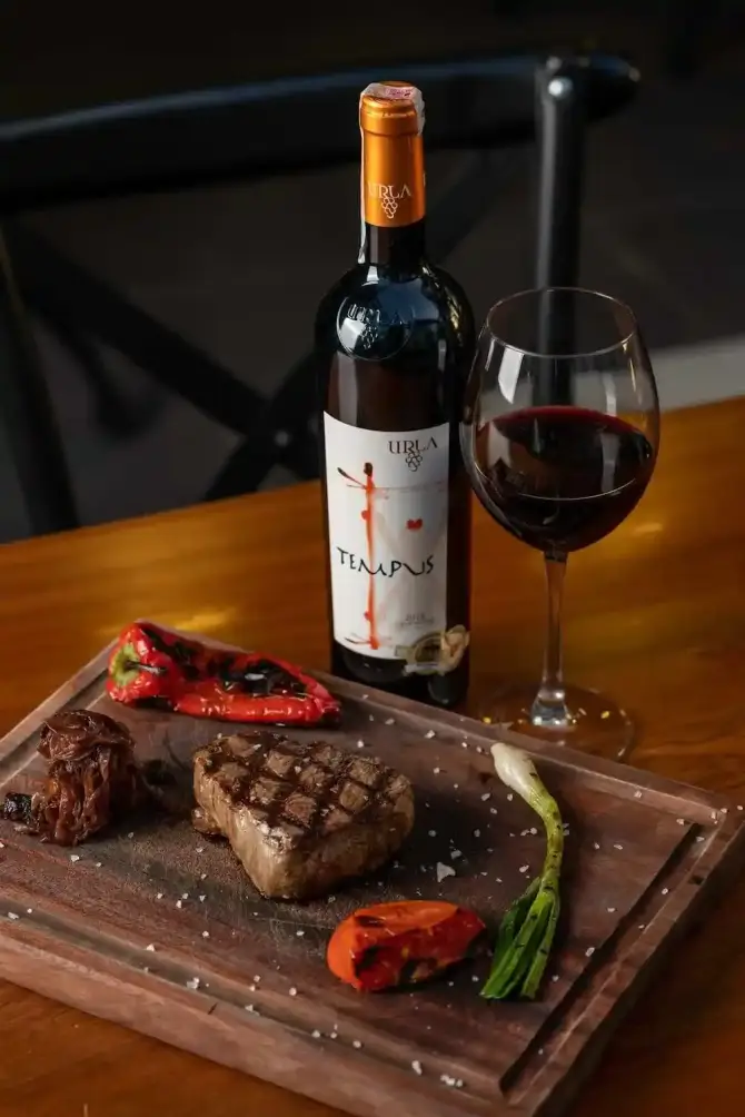 Seçkin Et & Steakhouse Bornova - İzmir Mekan Rehberi