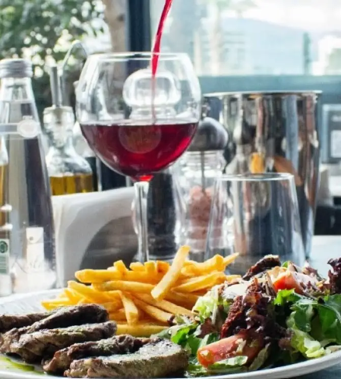 The Berry Restaurant - İzmir Mekan Rehberi