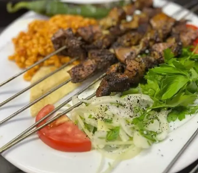 Urfa Ocakbaşı Karabağlar - İzmir Mekan Rehberi