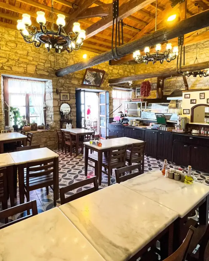 Vefalı Köfteci Urla - İzmir Mekan Rehberi