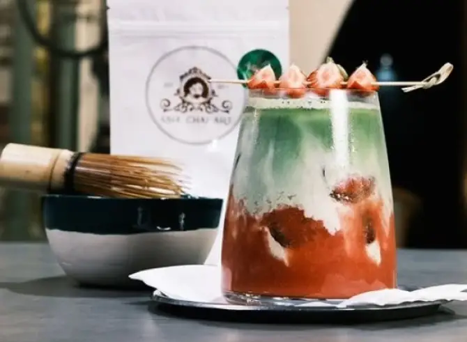 Zoe Coffee Konak - İzmir Mekan Rehberi